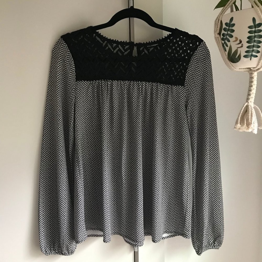 Blu Pepper Chevron Top with Lace Detail